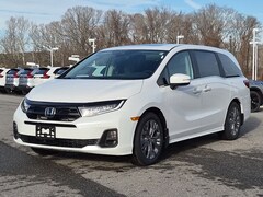 2026 Honda Odyssey Touring Van Passenger