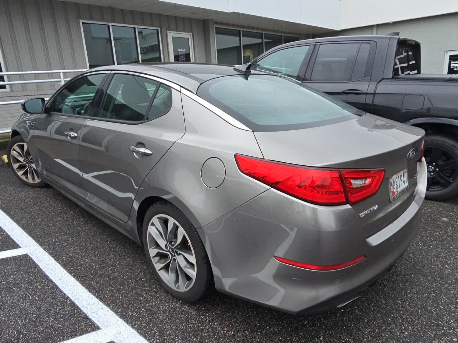 Used 2015 Kia Optima SX with VIN 5XXGR4A62FG423930 for sale in Easton, MD