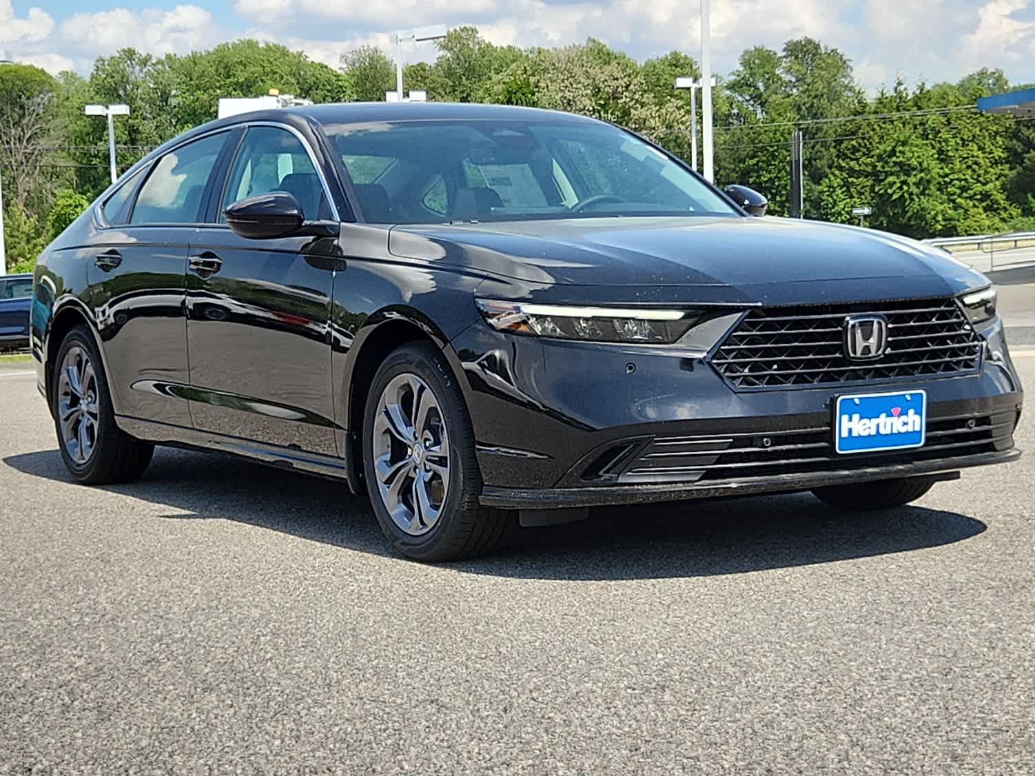 2025 Honda Accord Hybrid EX-L photo 2