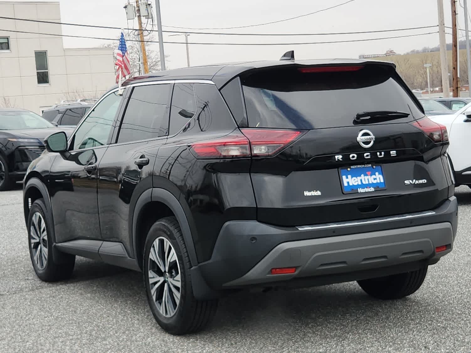 2021 Nissan Rogue SV photo 4
