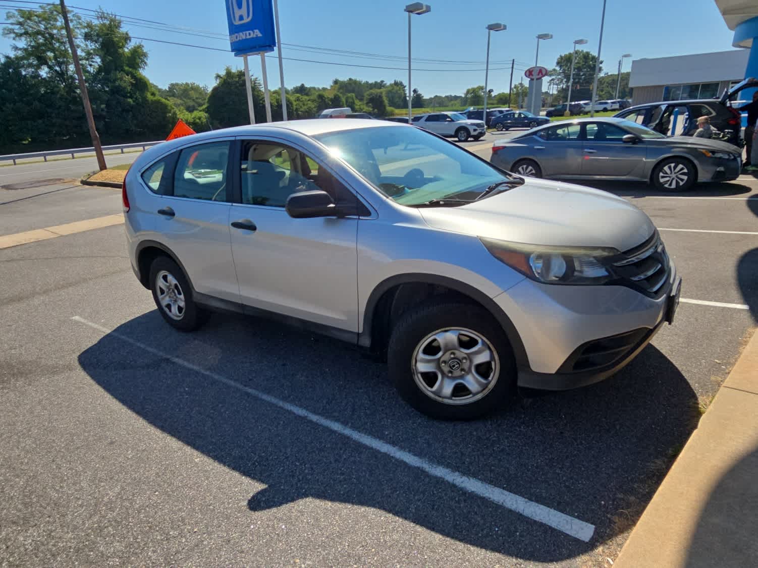 Used 2014 Honda CR-V LX with VIN 2HKRM3H39EH511728 for sale in Easton, MD