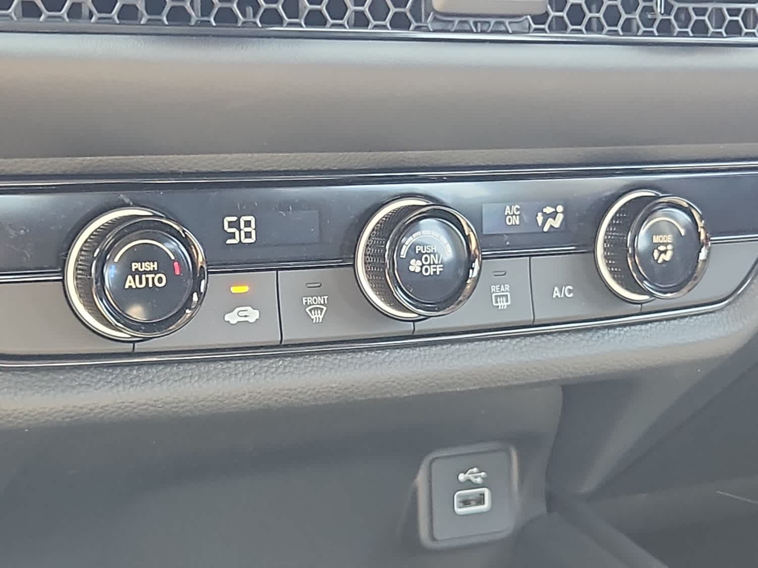 2025 Honda HR-V LX - Photo 15