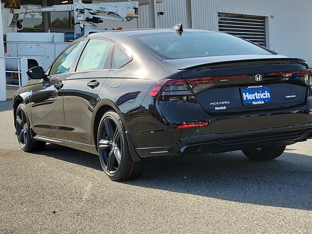 New 2025 Honda Accord Hybrid Sport-L Sedan