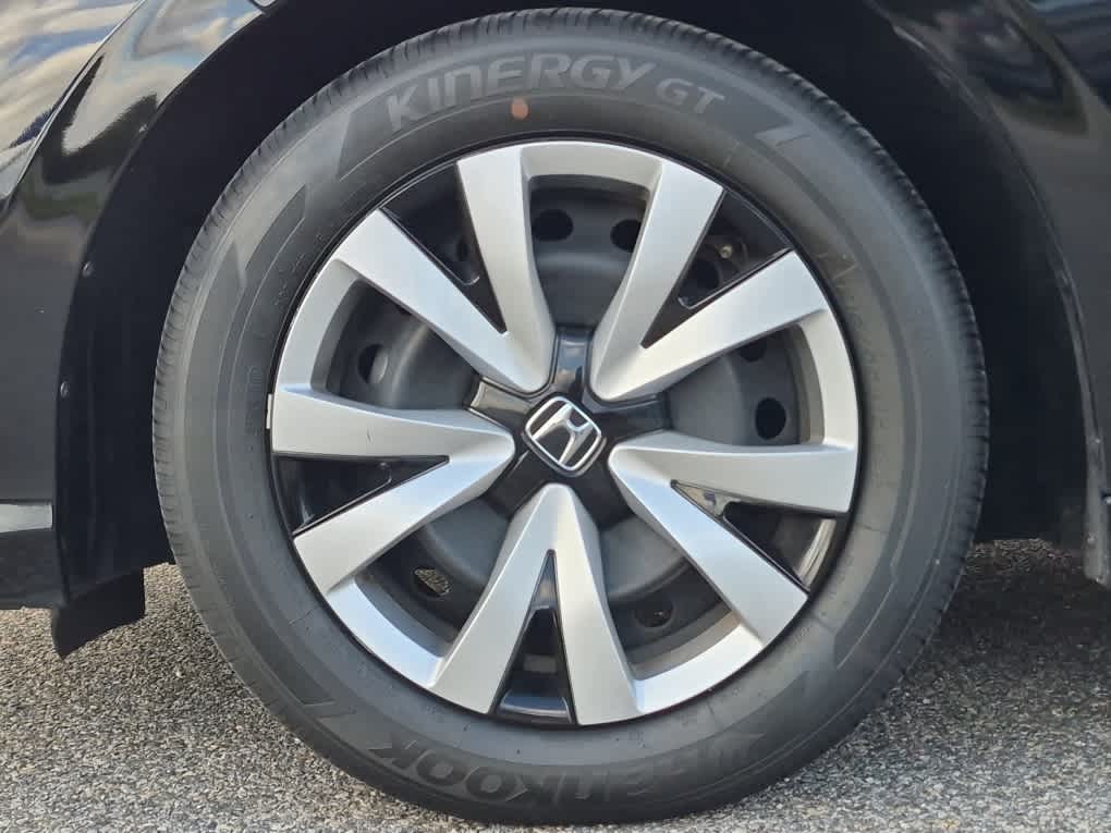 2025 Honda Civic LX - Photo 8