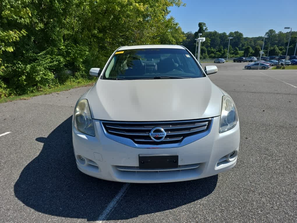 2012 Nissan Altima 2.5 S photo 2