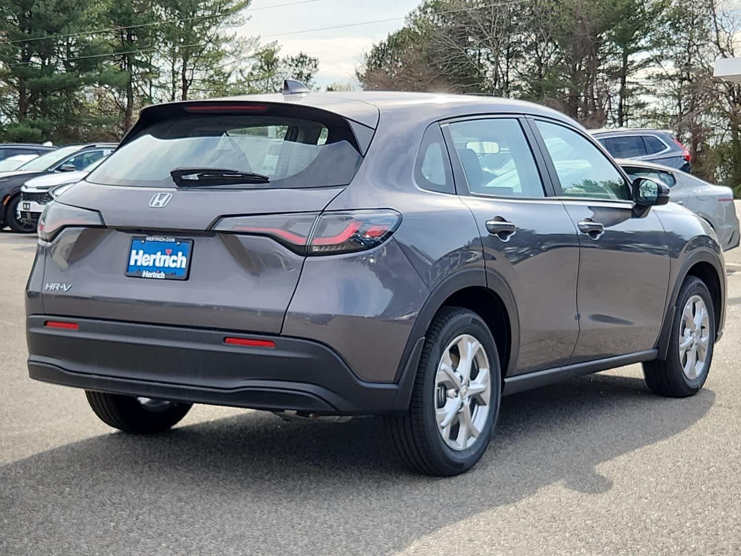 2025 Honda HR-V LX photo 3