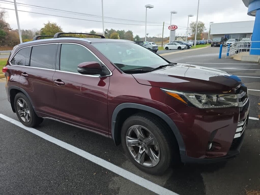 Used 2018 Toyota Highlander Limited Platinum V6 SUV