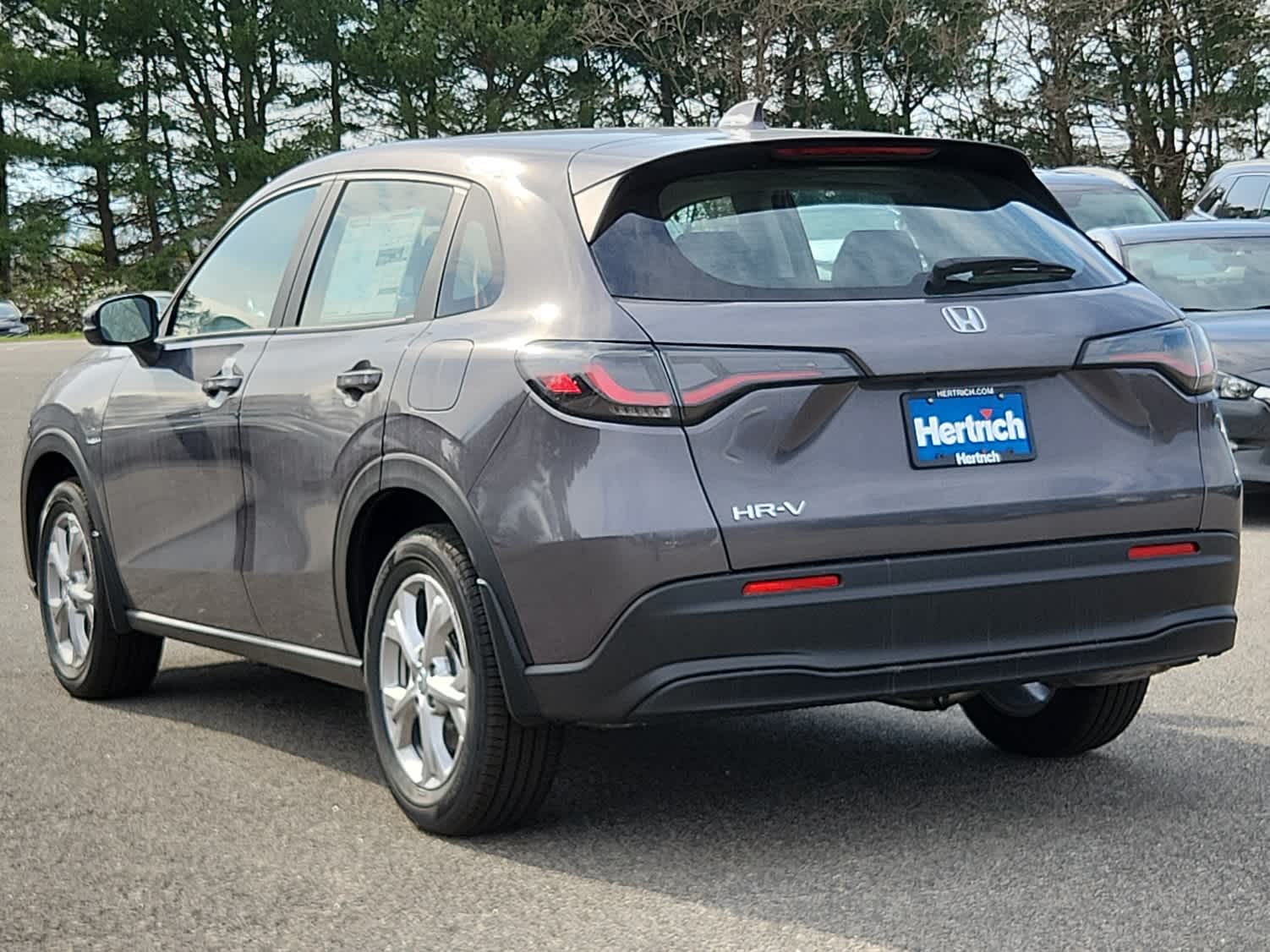 2025 Honda HR-V LX photo 4