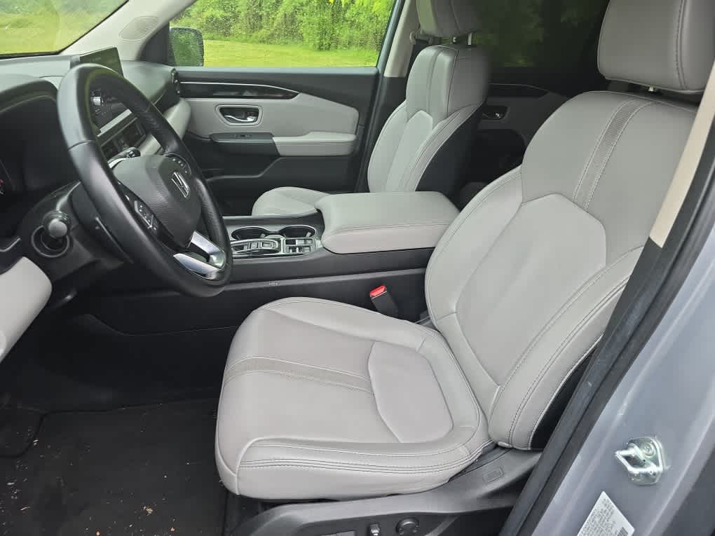 2025 Honda Pilot EX-L - Photo 8
