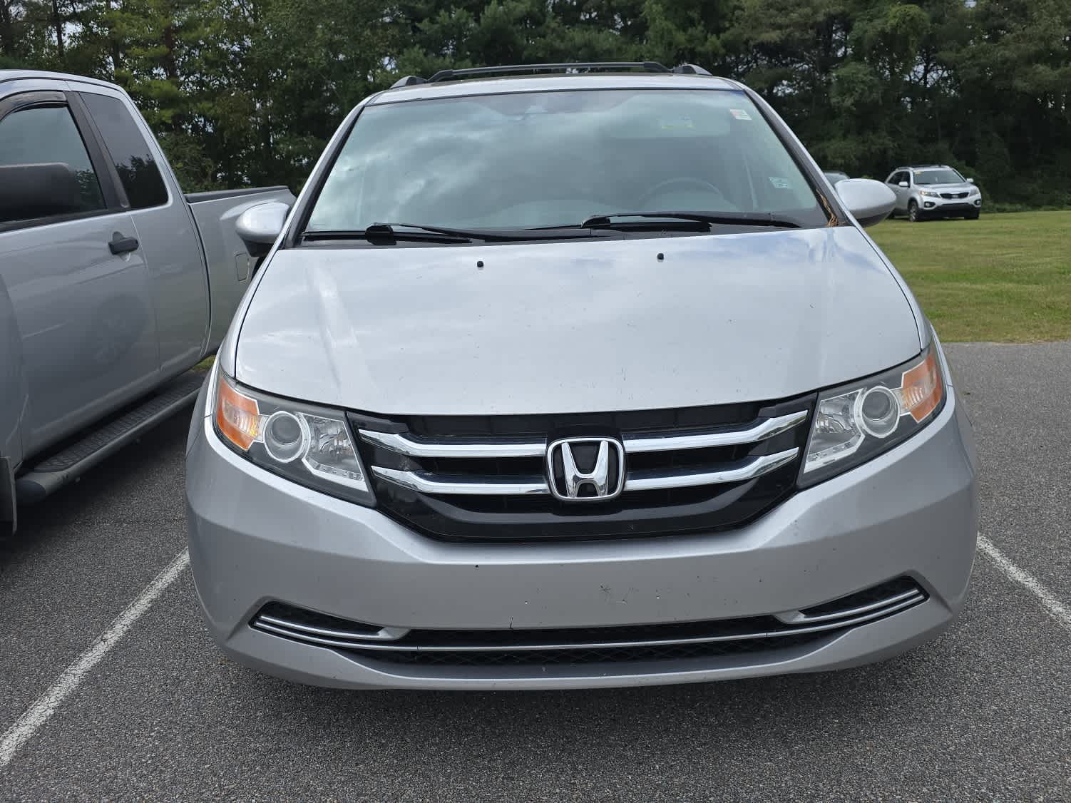 2015 Honda Odyssey EX-L photo 2