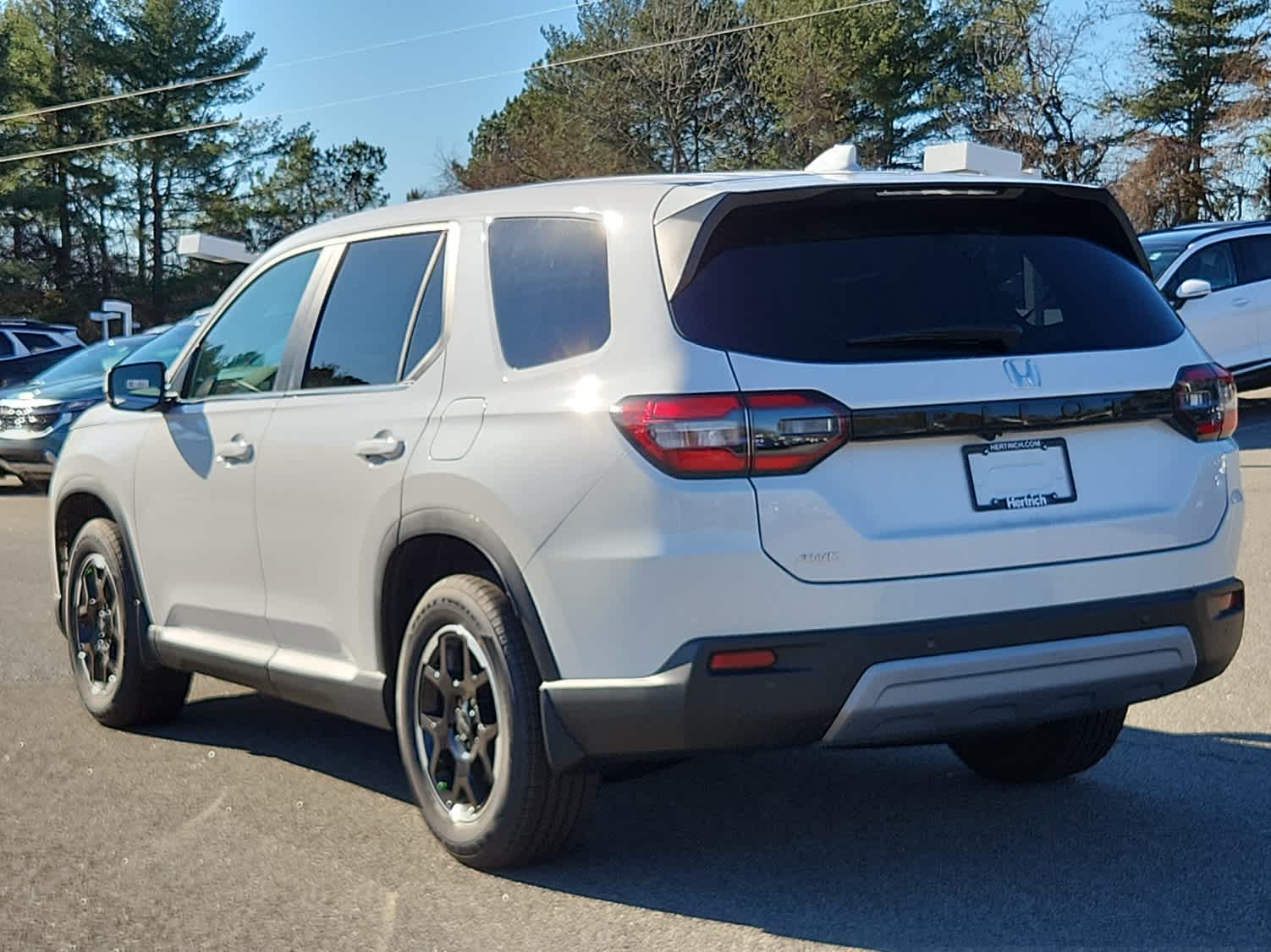 2025 Honda Pilot EX-L photo 4