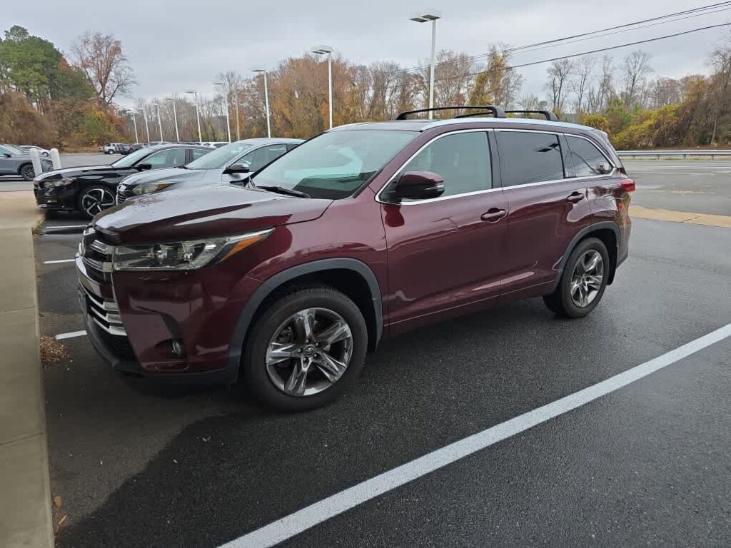 Used 2018 Toyota Highlander Limited Platinum V6 SUV