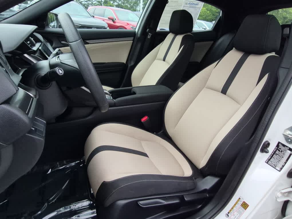 2018 Honda Civic Hatchback EX - Photo 13
