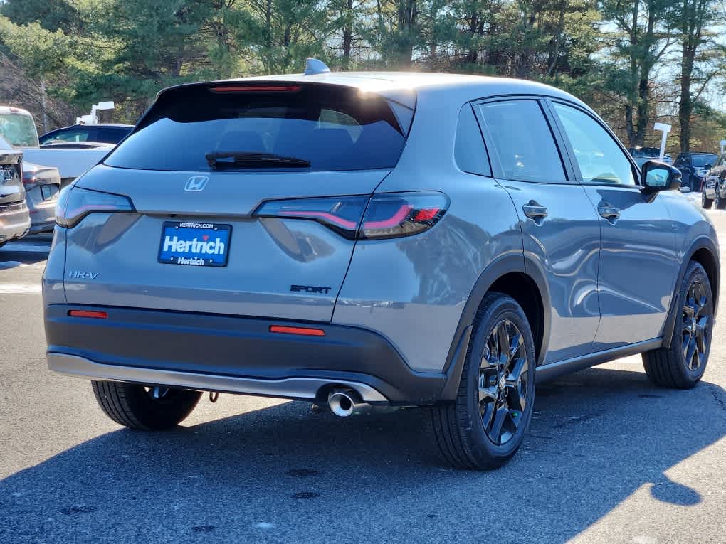 2025 Honda HR-V Sport photo 3