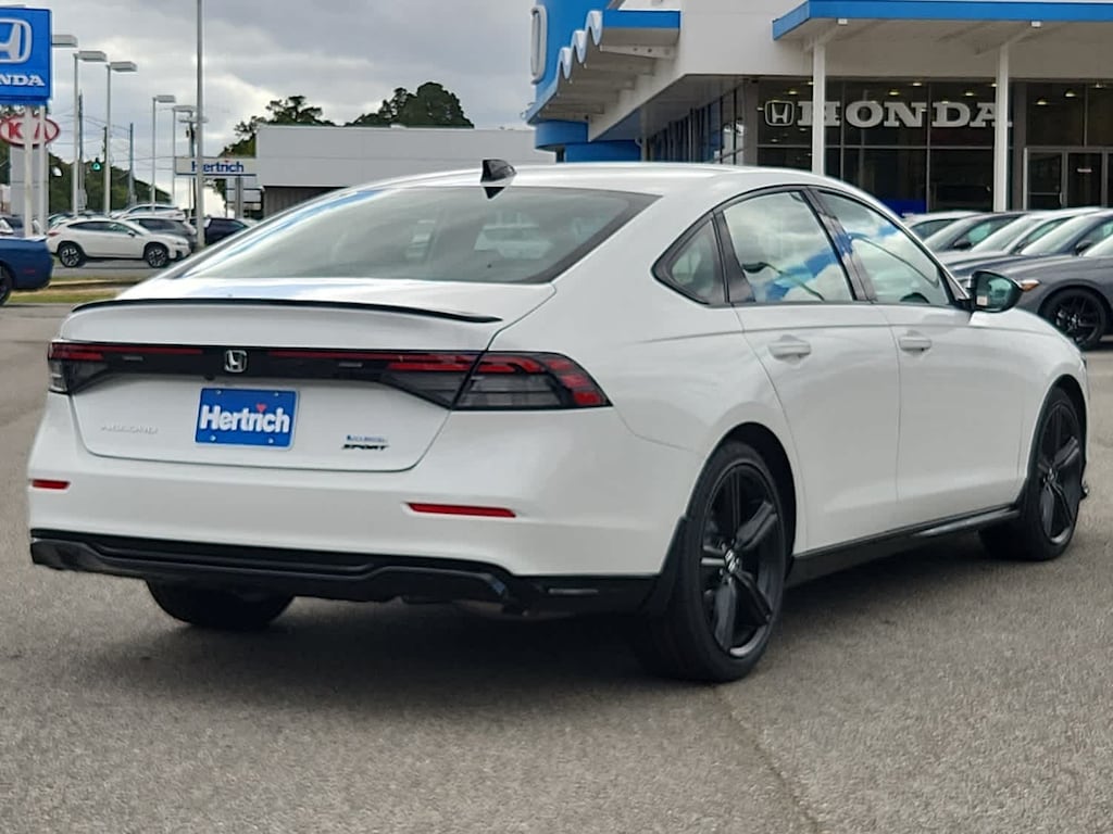 New 2025 Honda Accord Hybrid Sport-L Sedan