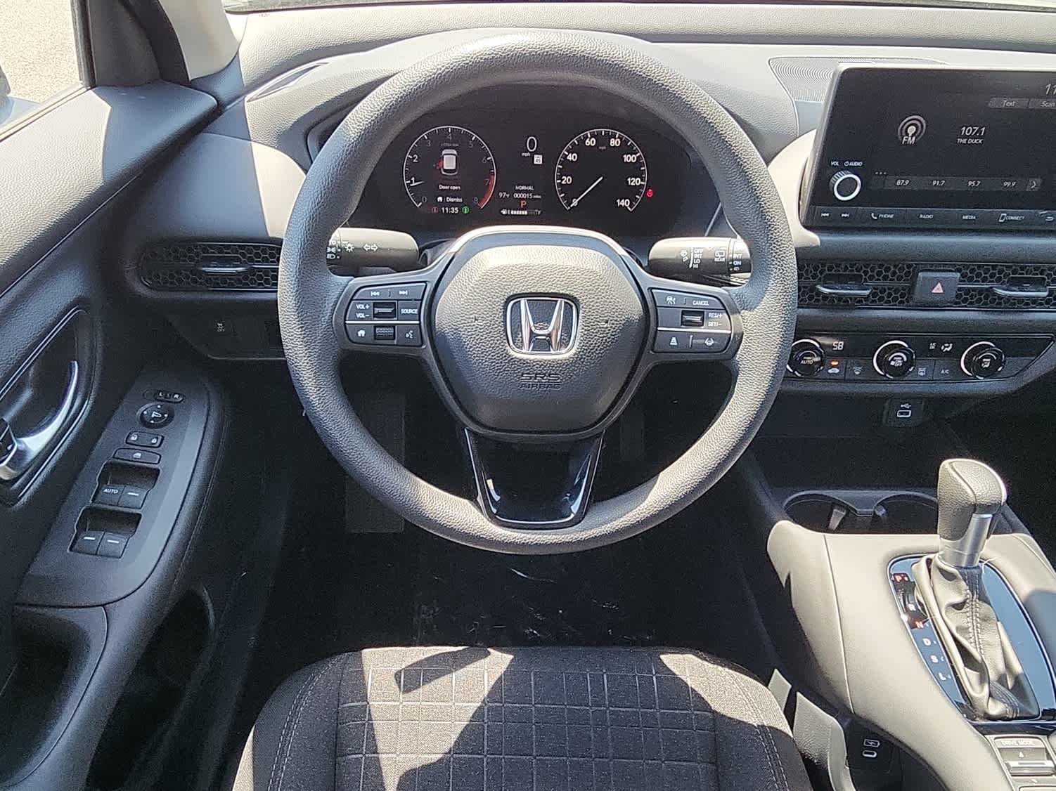 2025 Honda HR-V LX - Photo 8