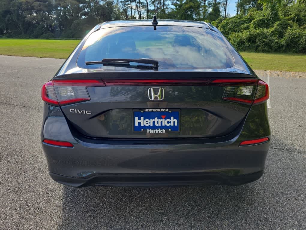 2022 Honda Civic Hatchback LX - Photo 5