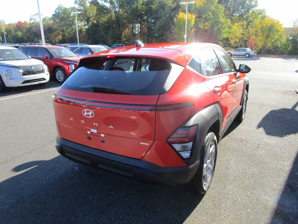 Used 2025 Hyundai Kona SE SUV