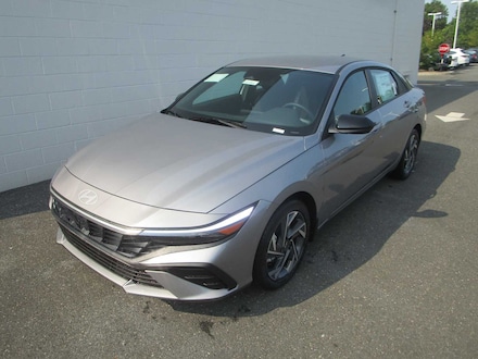 2025 Hyundai Elantra SEL Sport Sedan