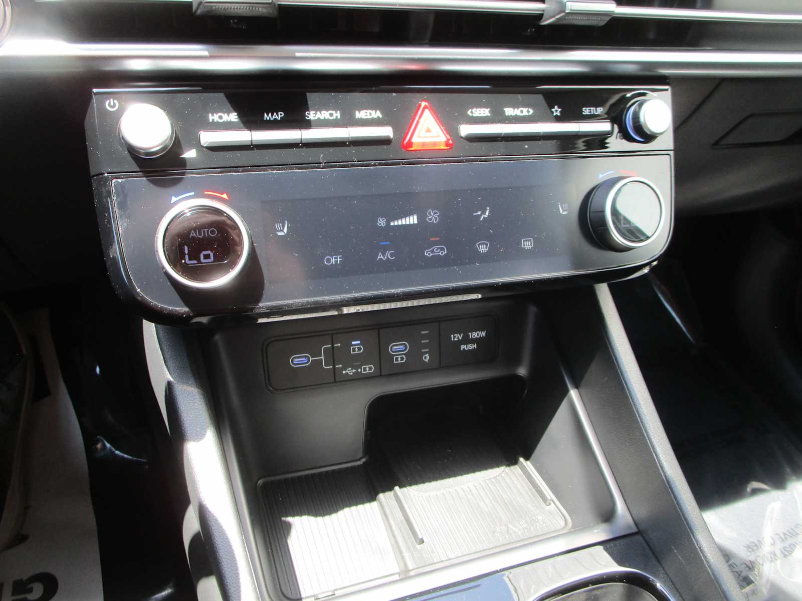 2025 Hyundai Tucson SEL - Photo 18
