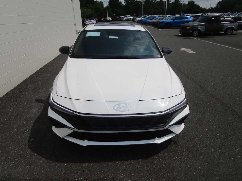 New 2026 Hyundai Elantra SEL Sport Sedan