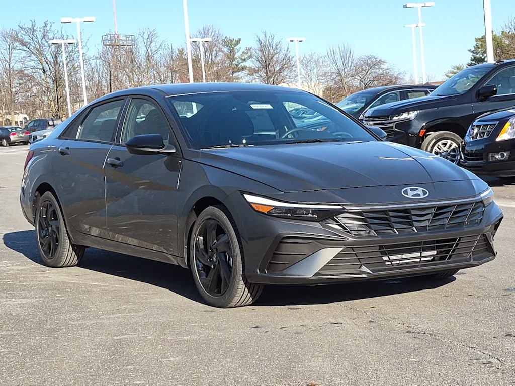 New 2026 Hyundai Elantra SEL Sport Sedan