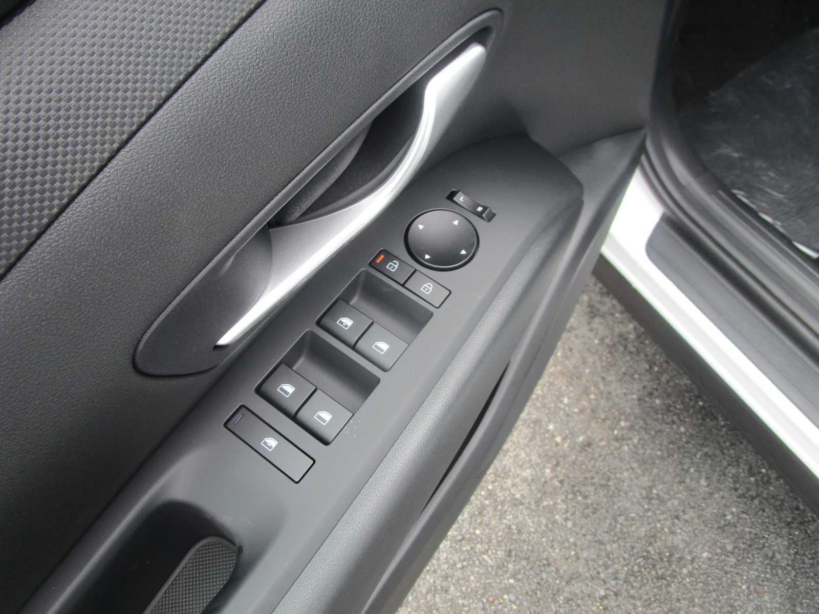2026 Hyundai Tucson SE - Photo 13