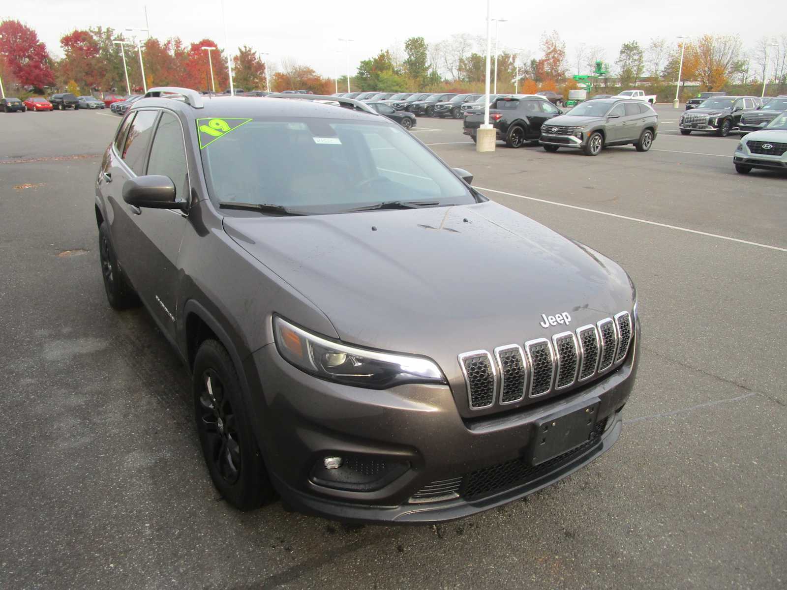 2019 Jeep Cherokee Latitude photo 3