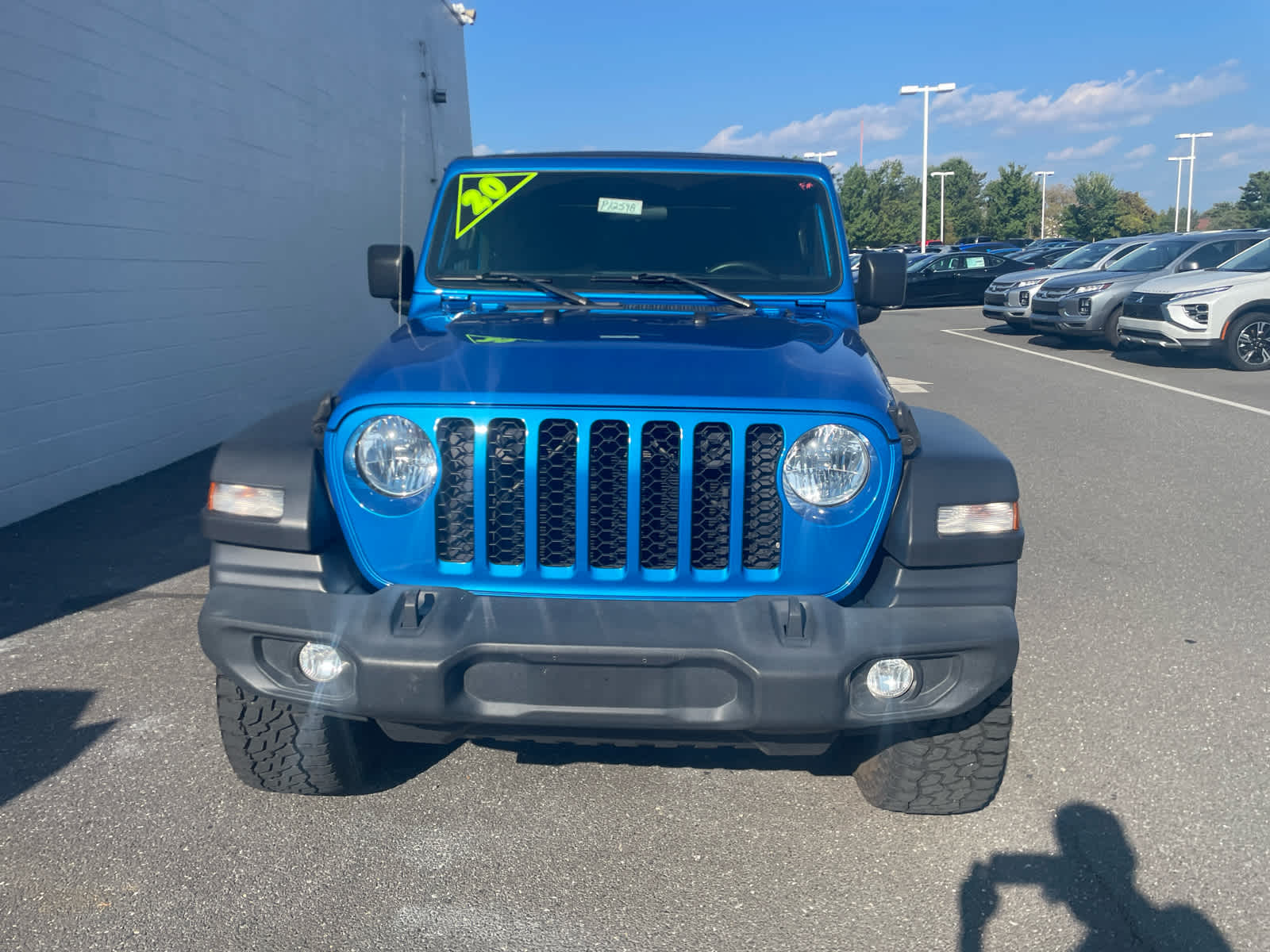 2020 Jeep Gladiator Sport photo 2