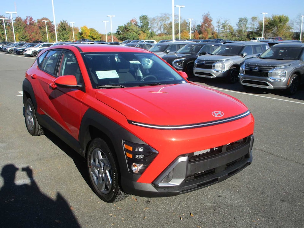 Used 2025 Hyundai Kona SE SUV