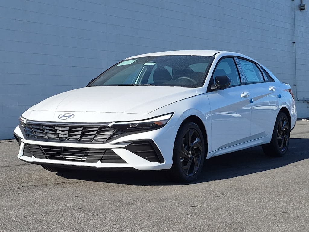 New 2026 Hyundai Elantra SEL Sport Sedan