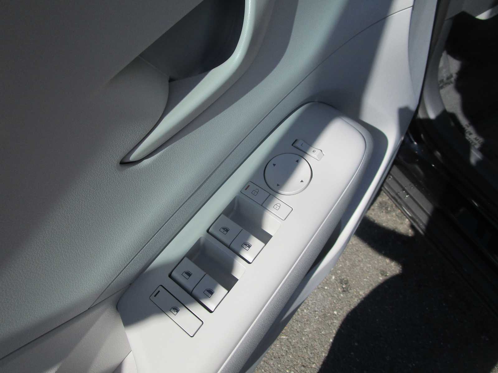 2026 Hyundai Kona SEL Sport - Photo 13