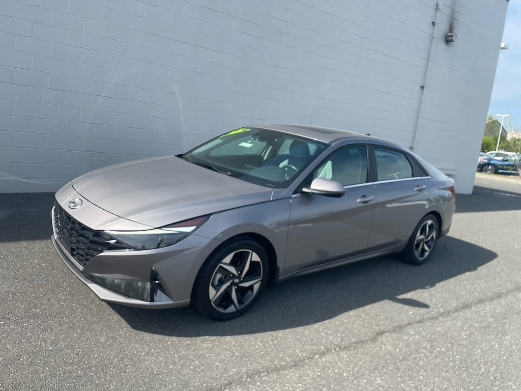 Certified 2023 Hyundai Elantra HEV Limited Sedan