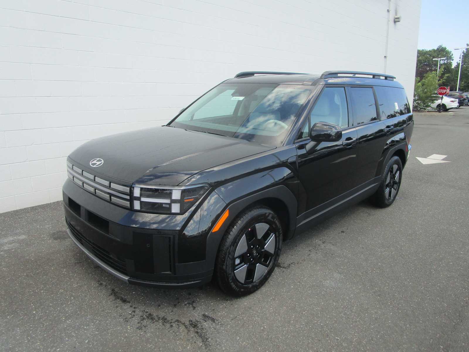 2026 Hyundai Santa Fe SEL's photo