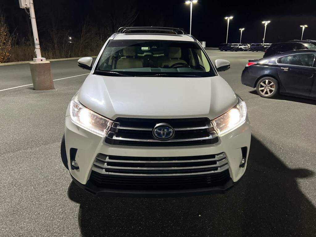 Used 2019 Toyota Highlander Hybrid Limited V6 SUV