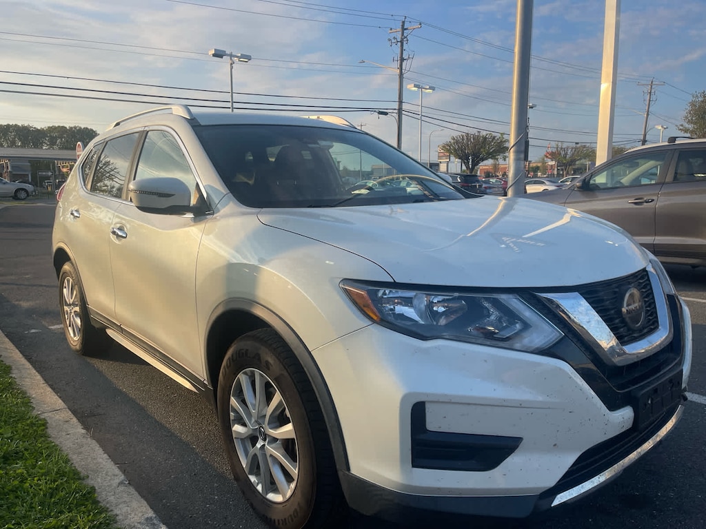 Used 2020 Nissan Rogue SV SUV