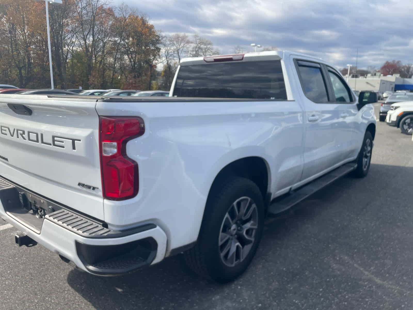 2022 Chevrolet Silverado 1500 RST photo 2