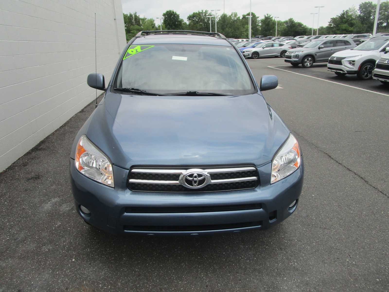 Used 2007 Toyota RAV4 Limited with VIN JTMBD31V276041424 for sale in New Castle, DE