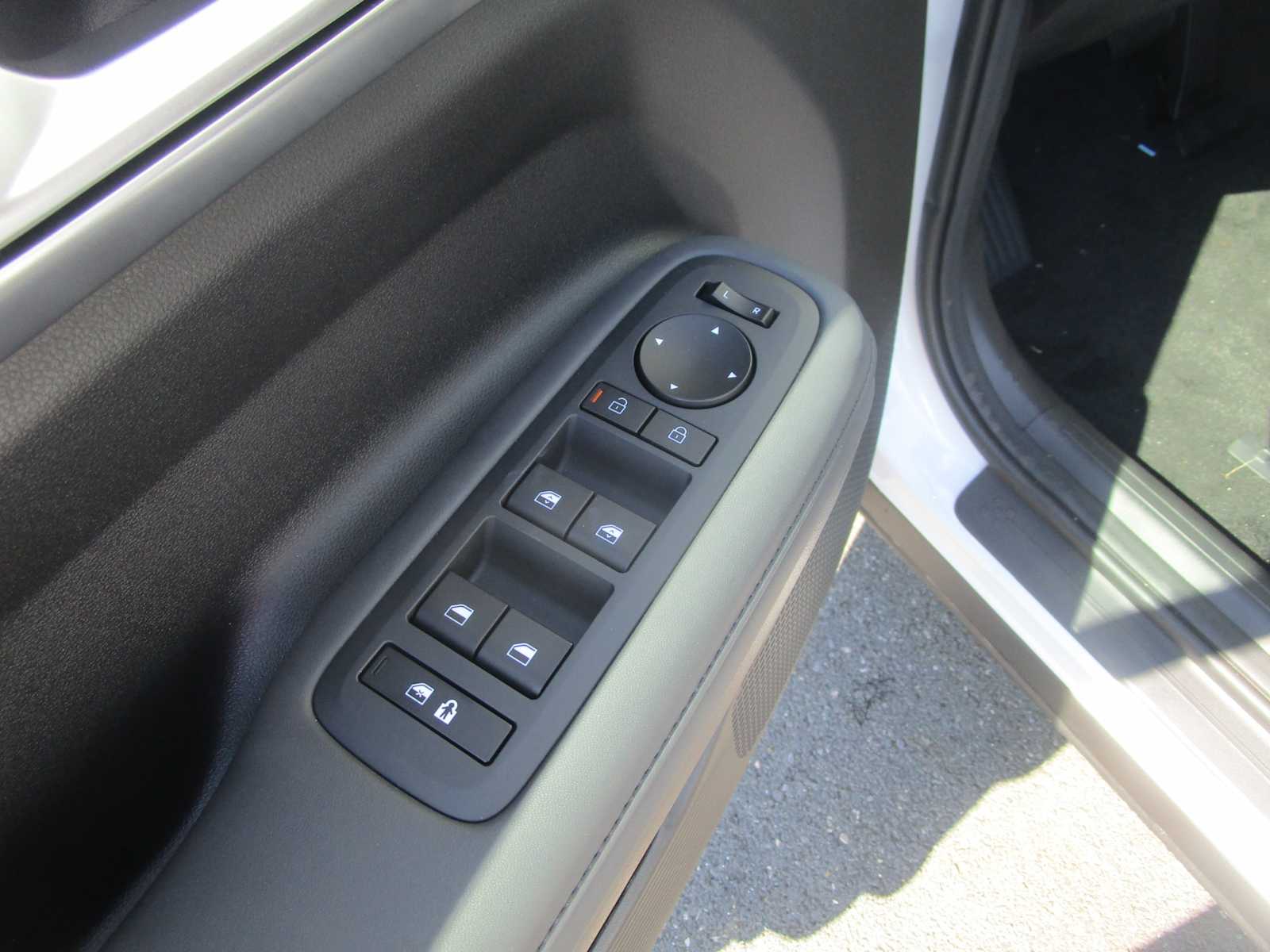 2026 Hyundai Santa Fe SEL - Photo 13