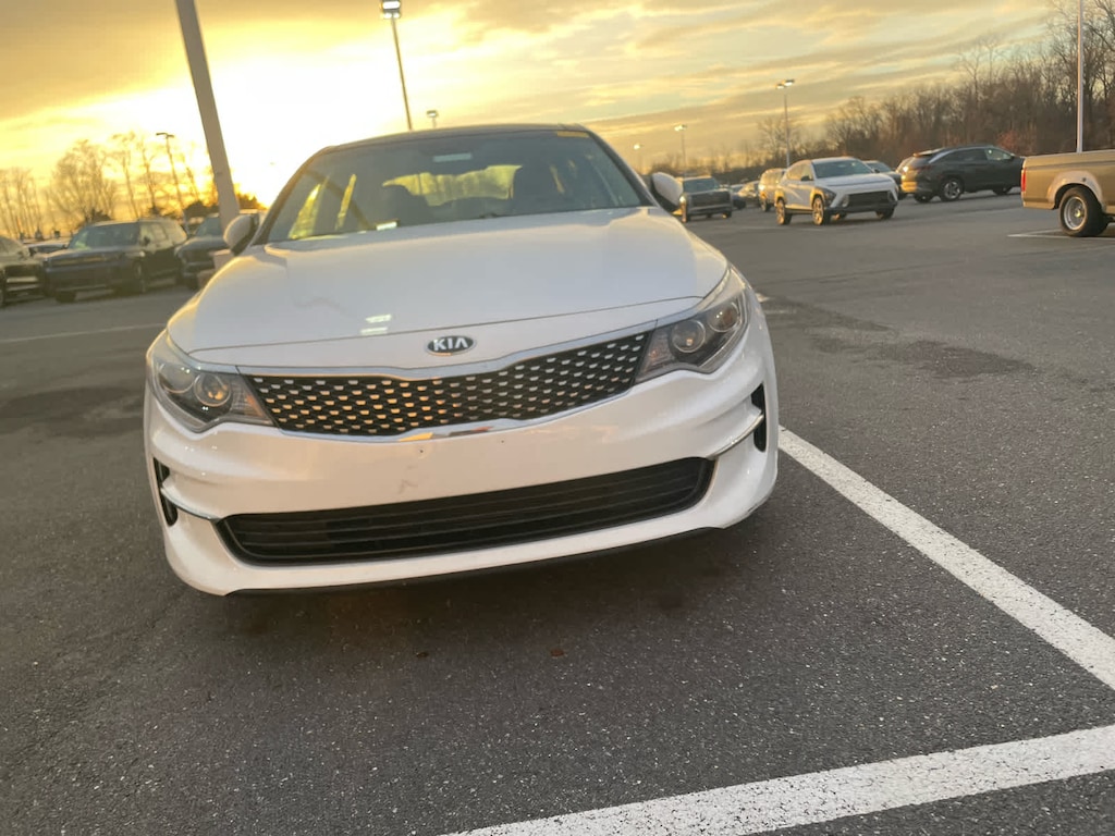 Used 2017 Kia Optima EX Sedan