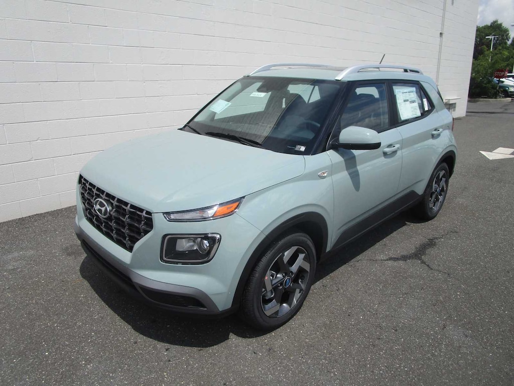 New 2026 Hyundai Venue SEL SUV