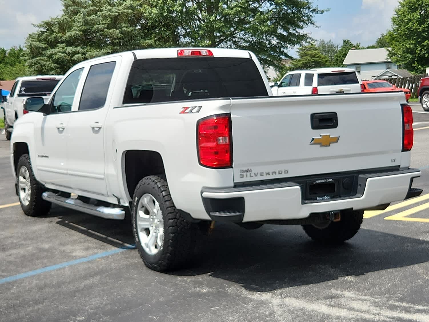 2018 Chevrolet Silverado 1500 LT photo 4
