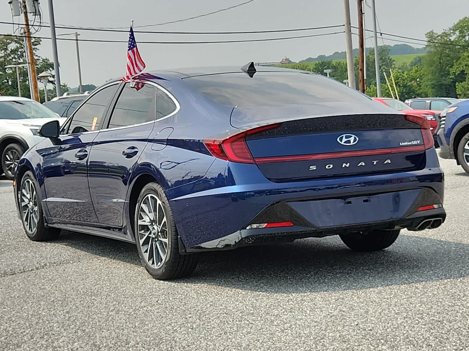 2022 Hyundai Sonata Limited photo 3