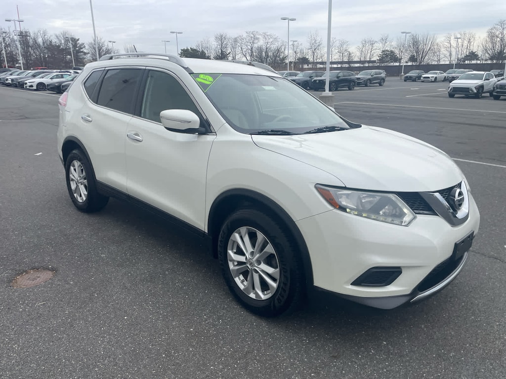 Used 2015 Nissan Rogue SV SUV