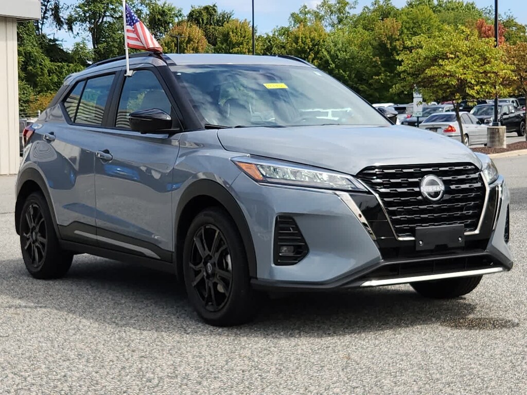 Used 2024 Nissan Kicks SR SUV