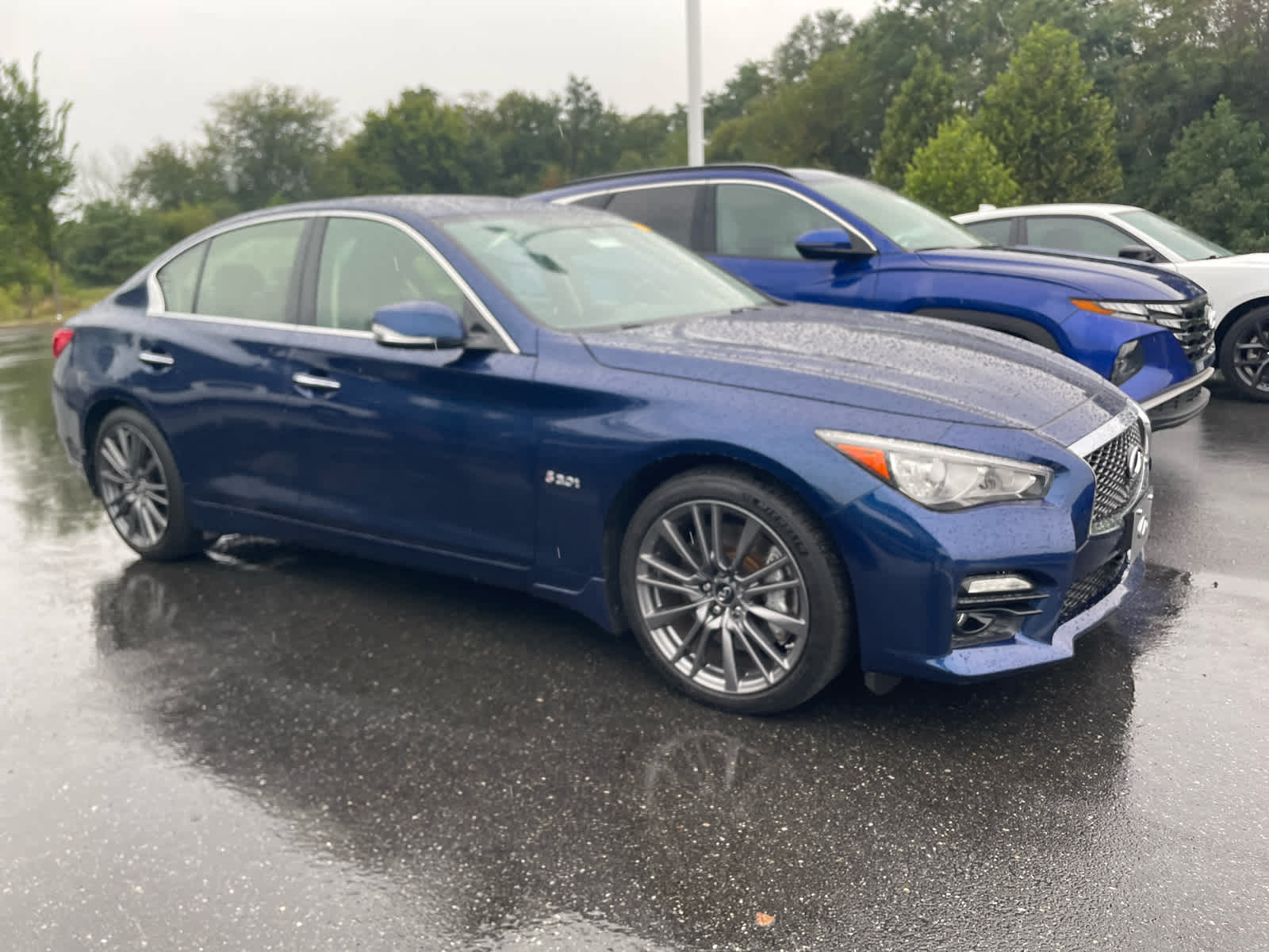 2016 Infiniti Q50 3.0t Red Sport 400 AWD photo 4