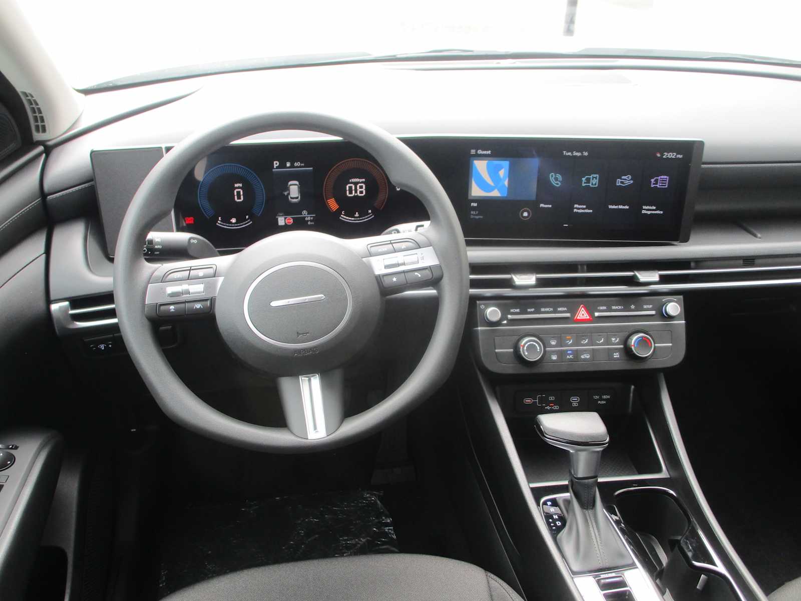 2026 Hyundai Tucson SE - Photo 11
