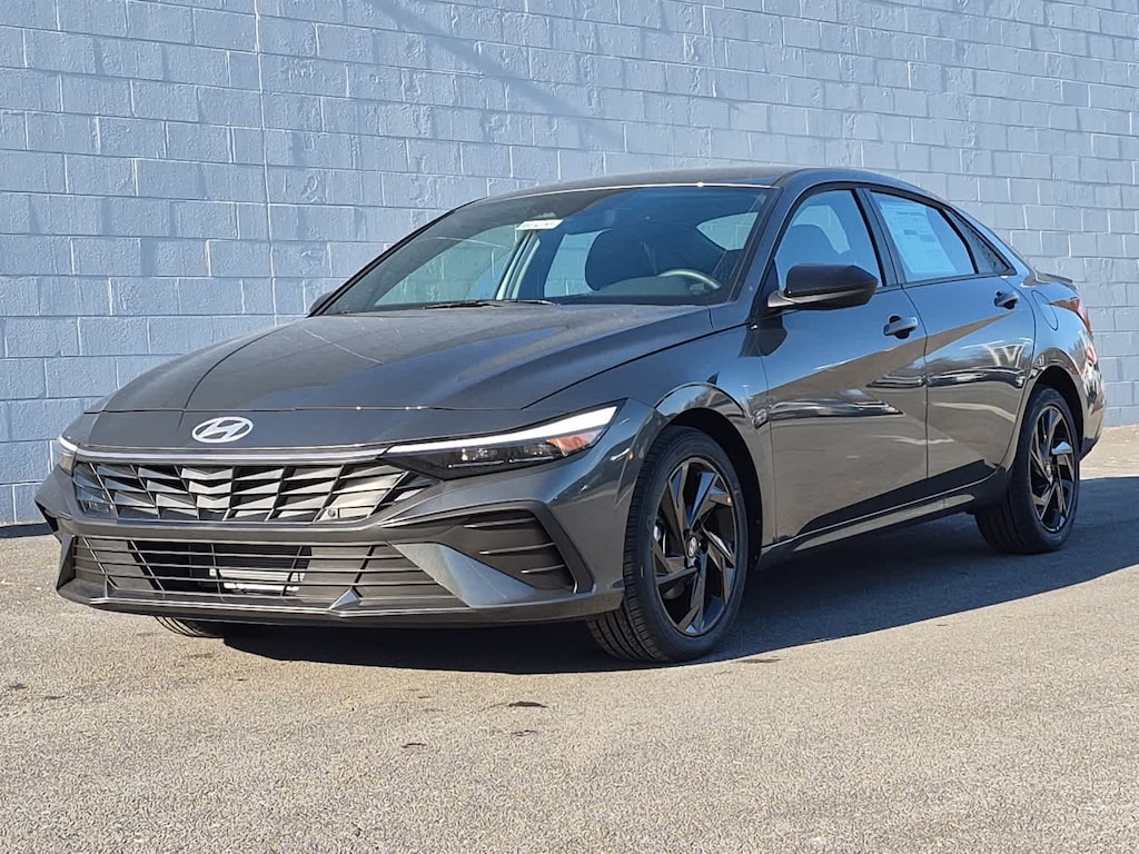 New 2026 Hyundai Elantra SEL Sport Sedan