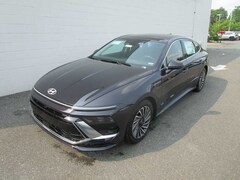 2026 Hyundai Sonata Hybrid SEL Sedan