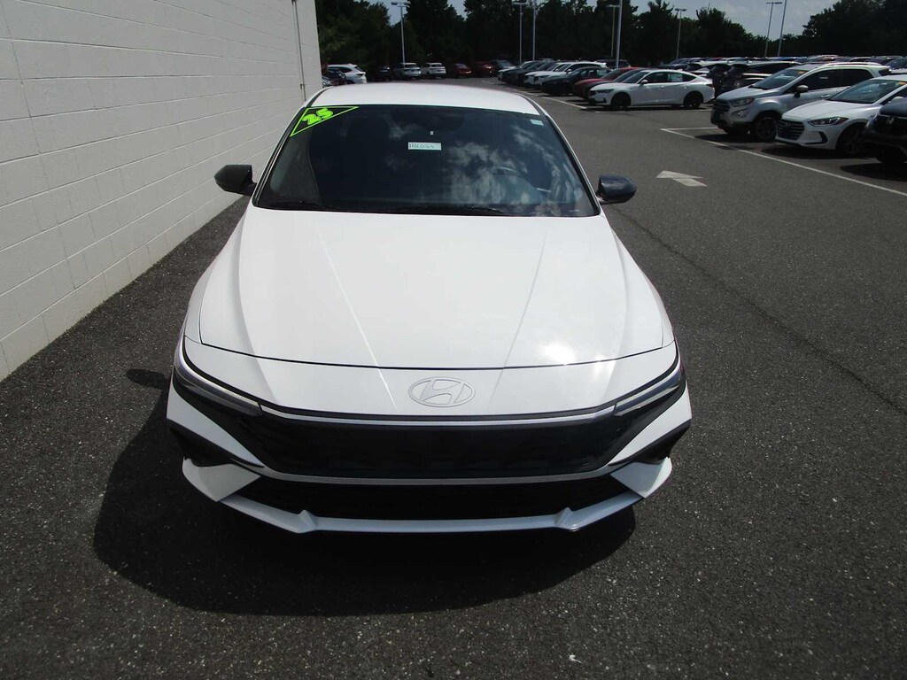 Certified 2025 Hyundai Elantra SEL Sport Sedan